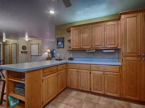 5200 Leonard Dr, Tuttle, OK 73089 photo 10