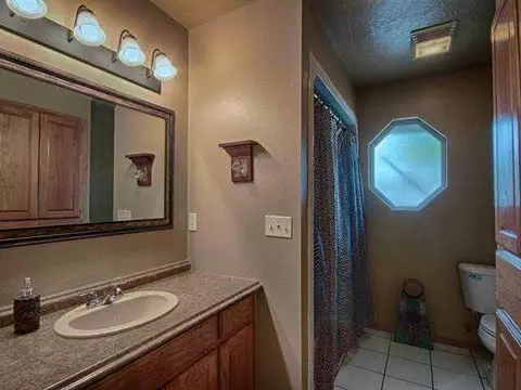 5200 Leonard Dr, Tuttle, OK 73089 photo 13