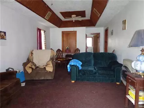 913 E Walnut St, Shawnee, OK 74801 photo 3