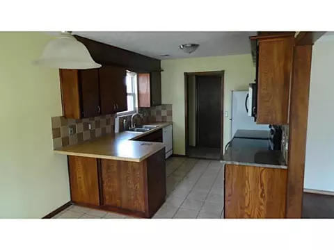 108 Willoway Dr, Norman, OK 73072 photo 3