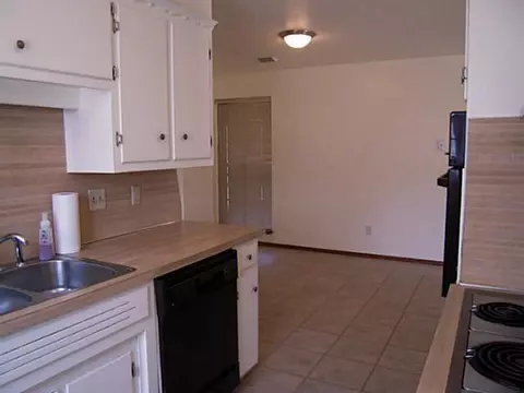 7808 NW 28th Ter, Bethany, OK 73008 photo 5