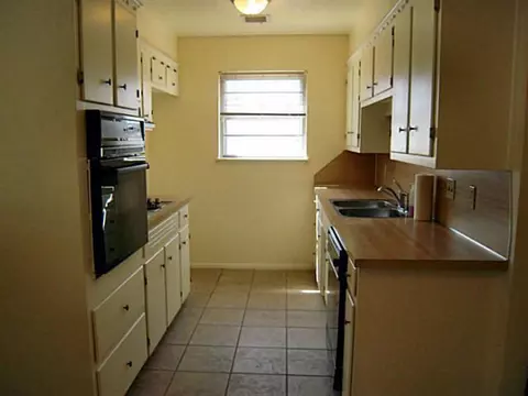 7808 NW 28th Ter, Bethany, OK 73008 photo 3
