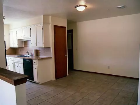 7808 NW 28th Ter, Bethany, OK 73008 photo 4