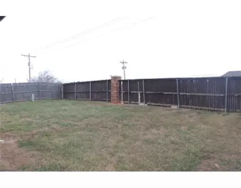 4227 Macys Pl, Moore, OK 73160 photo 10
