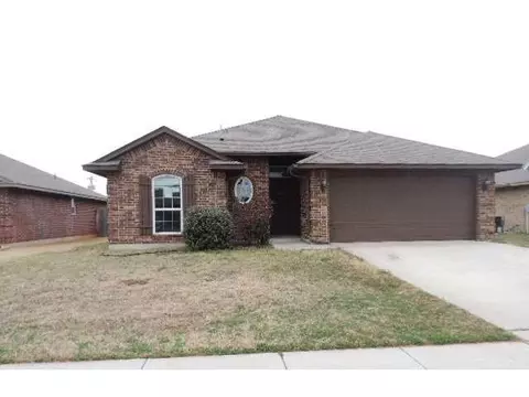 4227 Macys Pl, Moore, OK 73160 photo 1
