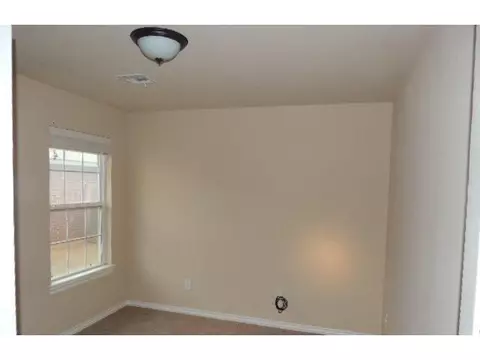 4227 Macys Pl, Moore, OK 73160 photo 4