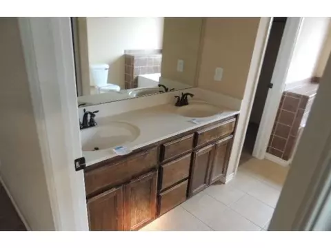 4227 Macys Pl, Moore, OK 73160 photo 8