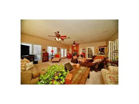 1085 Pioneer Rd, Tuttle, OK 73089 photo 3