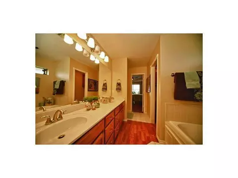 1085 Pioneer Rd, Tuttle, OK 73089 photo 12