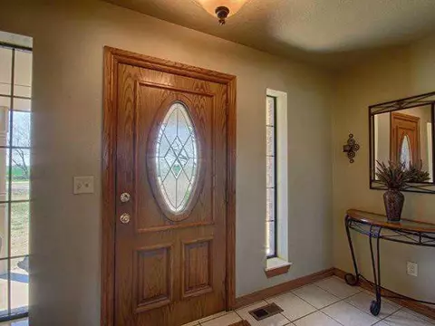 1517 E Tyler Dr, Tuttle, OK 73089 photo 3