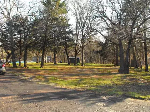 1601 E Cedar Dr, Guthrie, OK 73044 photo 3