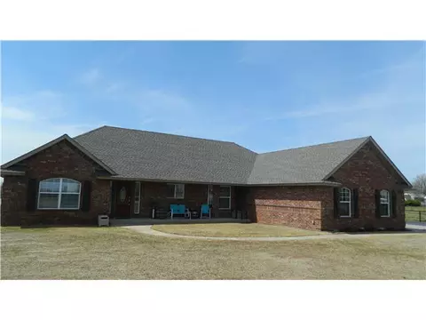201 Alvie Dr, Tuttle, OK 73089 photo 1