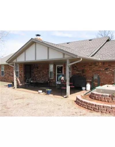 788 S Sara Rd, Tuttle, OK 73089 photo 4