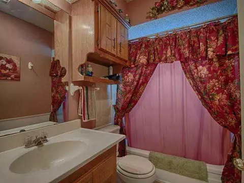 406 Red Rock Rd, Tuttle, OK 73089 photo 15