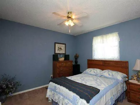 406 Red Rock Rd, Tuttle, OK 73089 photo 16