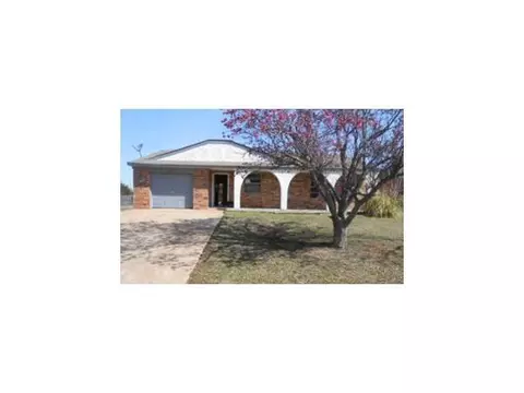 1209 Rolling Stone Dr, Tecumseh, OK 74873 photo 1