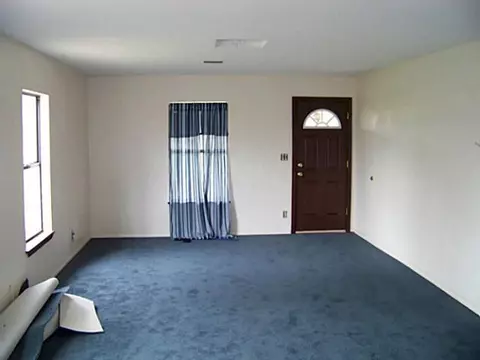 403 E 9th St, Chandler, OK 74834 photo 2