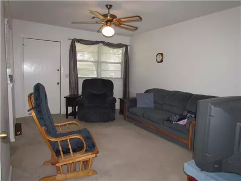 1003 Craig Dr, Moore, OK 73160 photo 3