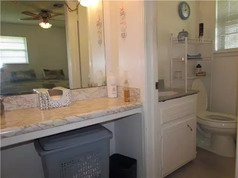 1003 Craig Dr, Moore, OK 73160 photo 13