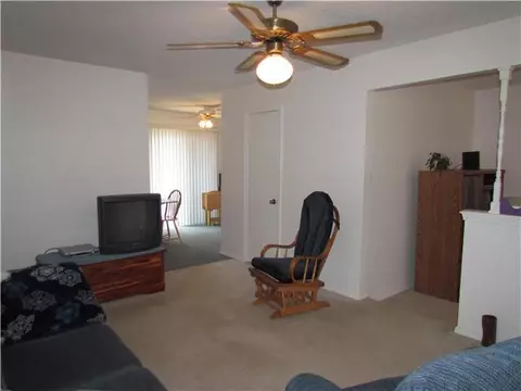 1003 Craig Dr, Moore, OK 73160 photo 4