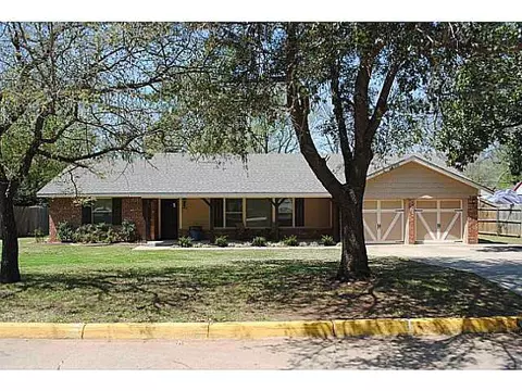 1402 Brookside Dr, Norman, OK 73072 photo 1