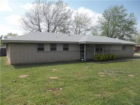 7100 NW 18th St, Bethany, OK 73008 photo 1