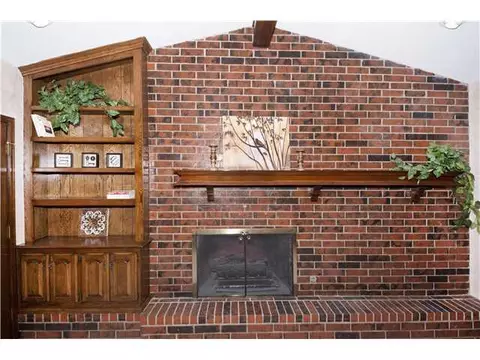 1809 Eagle Dr, Edmond, OK 73034 photo 6