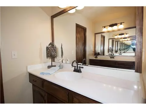 1809 Eagle Dr, Edmond, OK 73034 photo 18