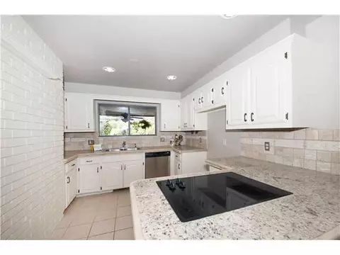 1809 Eagle Dr, Edmond, OK 73034 photo 7