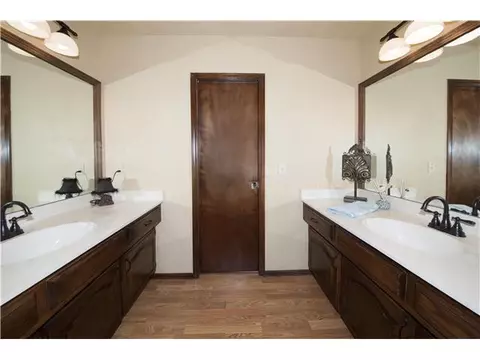 1809 Eagle Dr, Edmond, OK 73034 photo 17