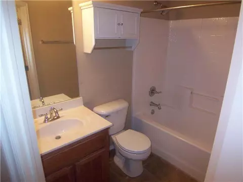 4116 Queens Dr, Moore, OK 73160 photo 11