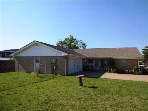 17 Cherry Dr, Chickasha, OK 73018 photo 14