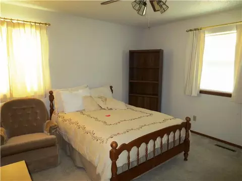 17 Cherry Dr, Chickasha, OK 73018 photo 10