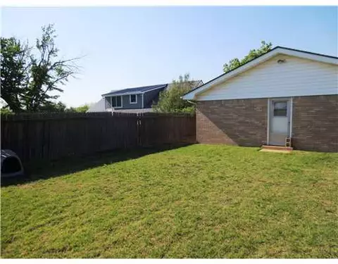 17 Cherry Dr, Chickasha, OK 73018 photo 13