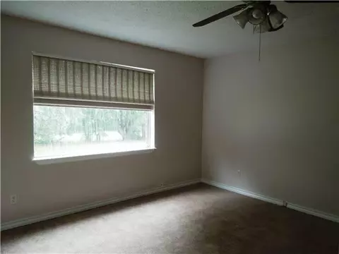 325 S Main St, Mcloud, OK 74851 photo 5