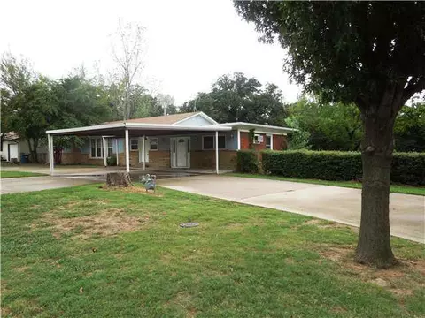 325 S Main St, Mcloud, OK 74851 photo 1