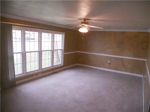 325 S Main St, Mcloud, OK 74851 photo 6