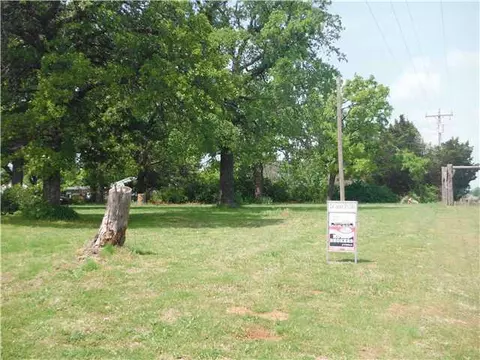 4200 E Franklin Rd, Norman, OK 73026 photo 6