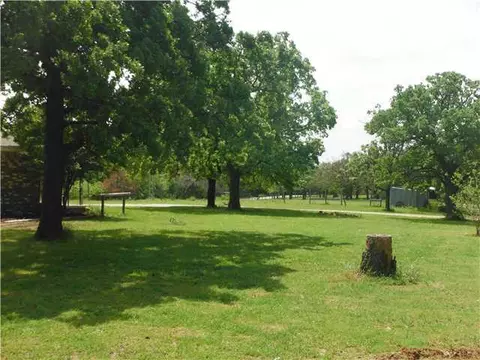 4200 E Franklin Rd, Norman, OK 73026 photo 8