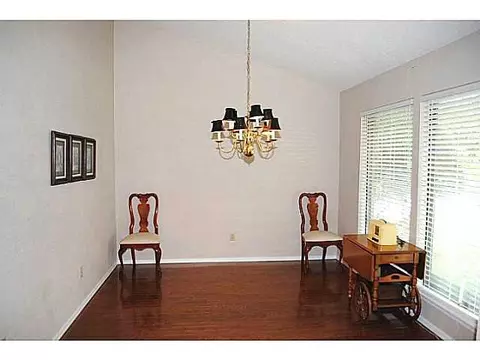 3805 Cedarbrook Dr, Norman, OK 73072 photo 9