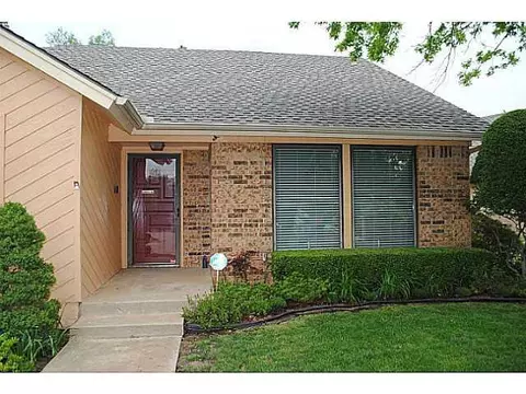 3805 Cedarbrook Dr, Norman, OK 73072 photo 2