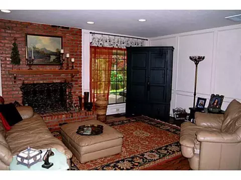 2013 E Mistletoe Ln, Edmond, OK 73034 photo 8