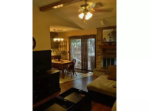 508 Marathon Dr, Moore, OK 73160 photo 4