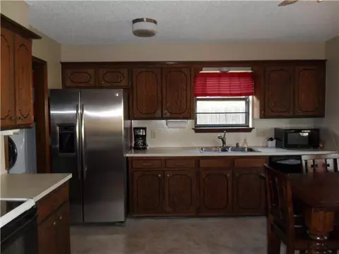 378 Echo Ln, Harrah, OK 73045 photo 5