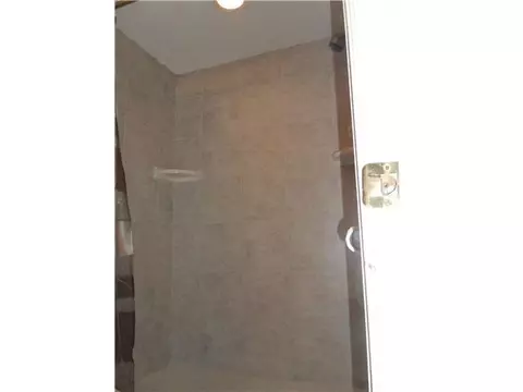 378 Echo Ln, Harrah, OK 73045 photo 16