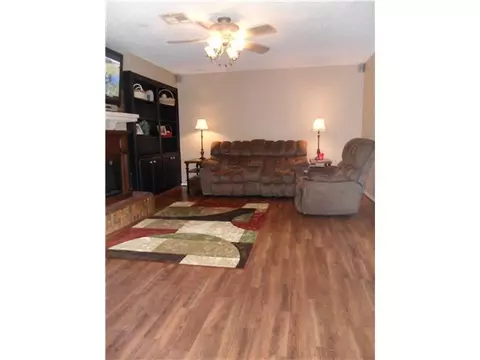 378 Echo Ln, Harrah, OK 73045 photo 8