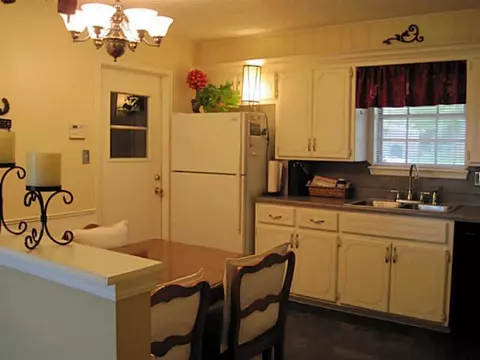 1610 Pinewood Dr, Norman, OK 73071 photo 5