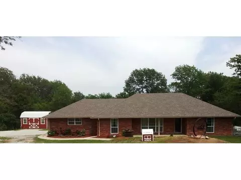 17 Carolyn Dr, Mcloud, OK 74851 photo 1