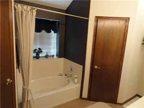 3705 Harmony Dr, Moore, OK 73160 photo 14
