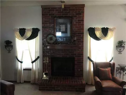 3705 Harmony Dr, Moore, OK 73160 photo 4
